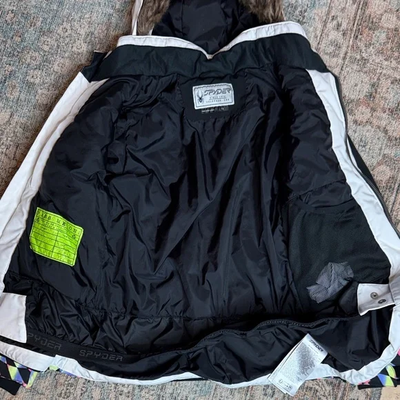 SPYDER Lola Ski Snowboarding Jacket Black & White with Colorful Accents - kid 12 - Picture 15 of 16